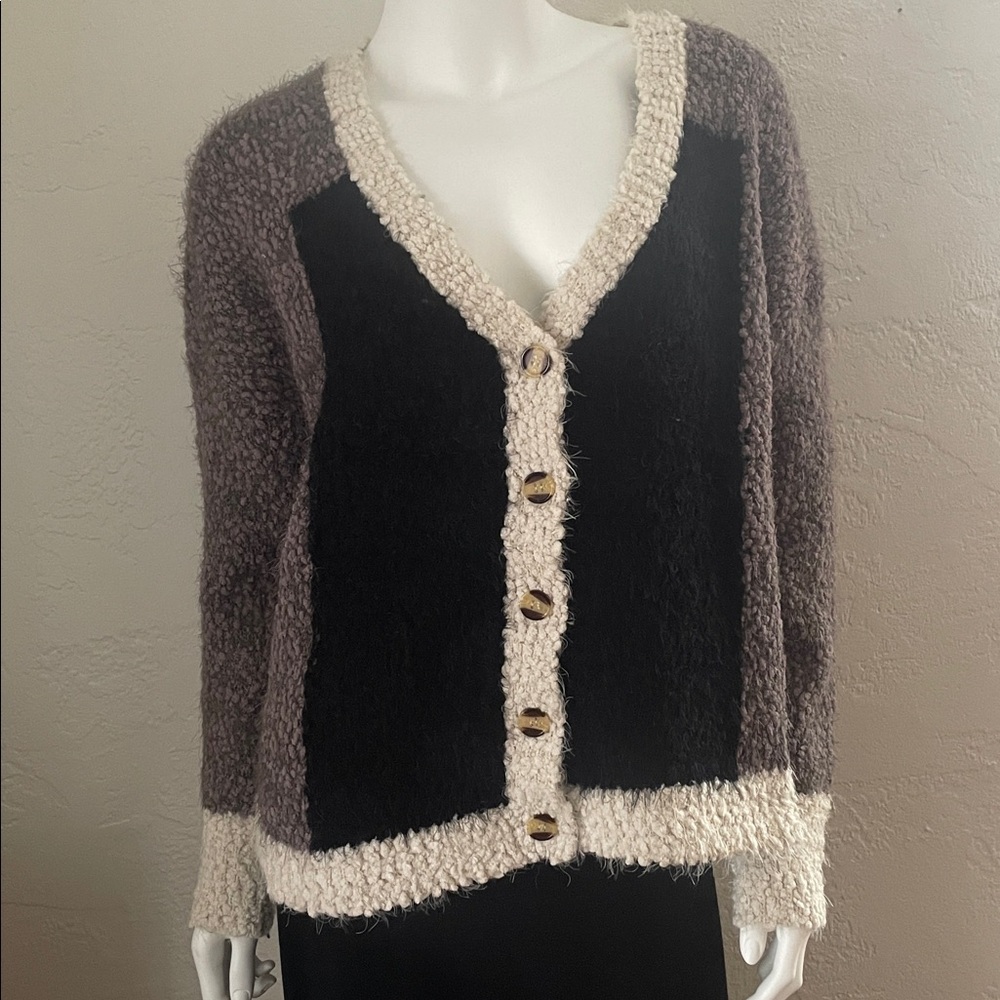 Lovestitch Color Block Cardigan/Sweater